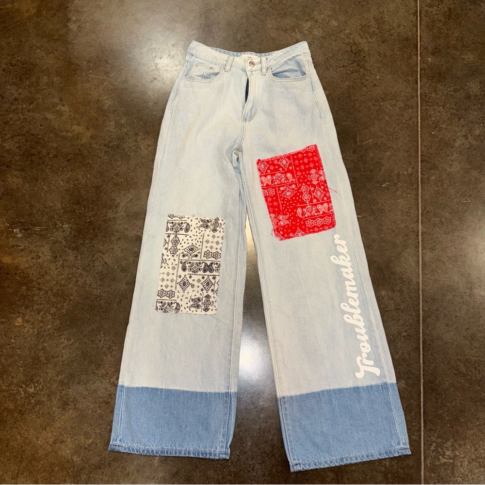 Adika Troublemaker patch jeans